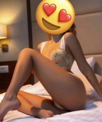 Обладая креативной душой и опытом, я гарантирую незабываемые моменты с великолепным компаньонством. Мои нежные прикосновения и страстные поцелуи погрузят тебя в океан наслаждающихся ощущений. Фото в моем портфолио подтвердят, что я действительно красивая и сексуальная. У меня есть множество возможностей для удовлетворения твоих самых ярких фантазий. Клиенты говорят, что я идеально сочетаю элегантность и разврат. Горячий и страстный опыт ждет тебя в Москве! 😉🔥 14540, 19 лет